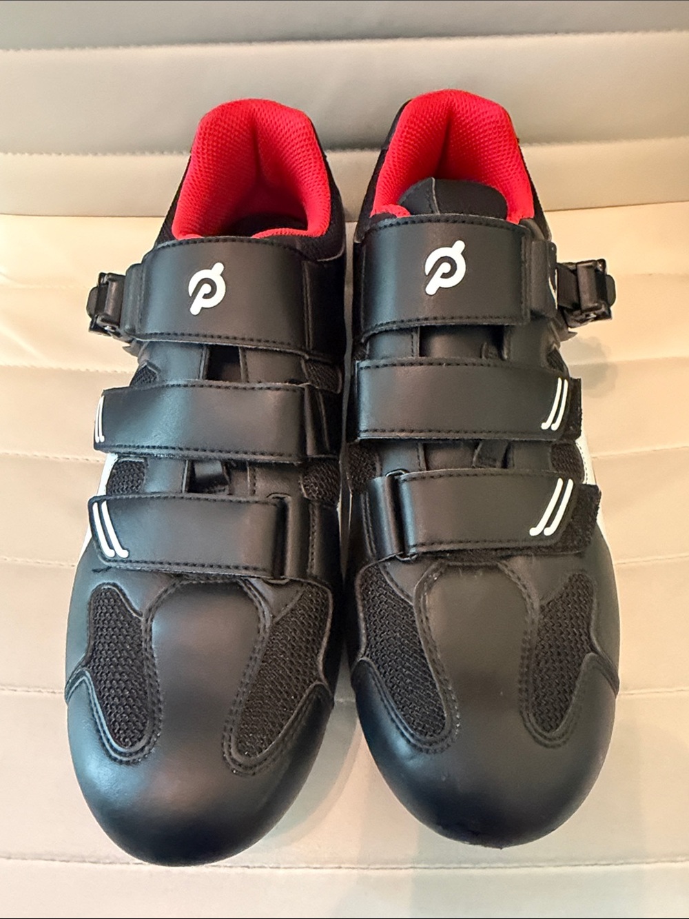 Peloton Men's Black Cycling Shoes with Red Lining size 44
